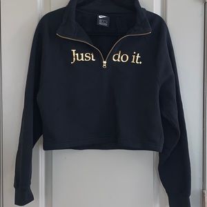 Nike Crop Quarter Zip